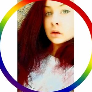 Meet your Posher, Jade